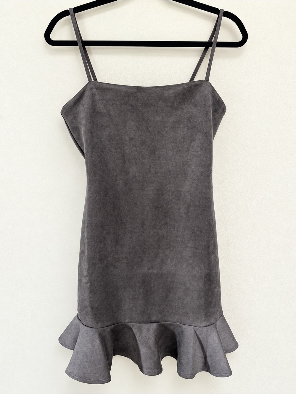 Susana Monaco NWT Gray Faux Suede Ruffle Hem Mini Dress - Size: Large